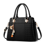 Carica l&#39;immagine nel visualizzatore di Gallery, Women Fashion Tassel Handbag
