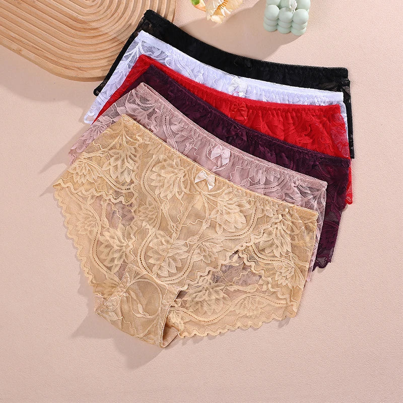 Women's Lace Plus Size 3Pcs Underwear Set.