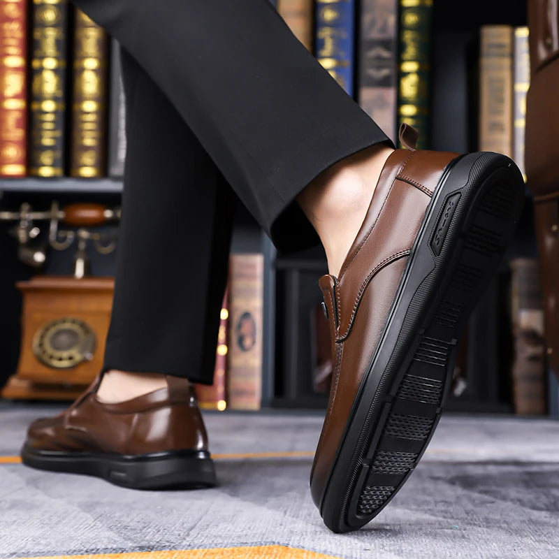 Men's Genuine Leather Shoes Durable for Long-Time Wear