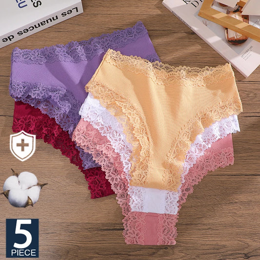 A Pack Of 5 Women Cotton Lace Panties.