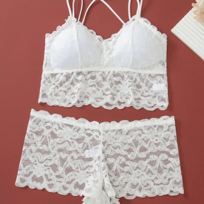 Women's Lace Non-wire Bra And Panties Set.