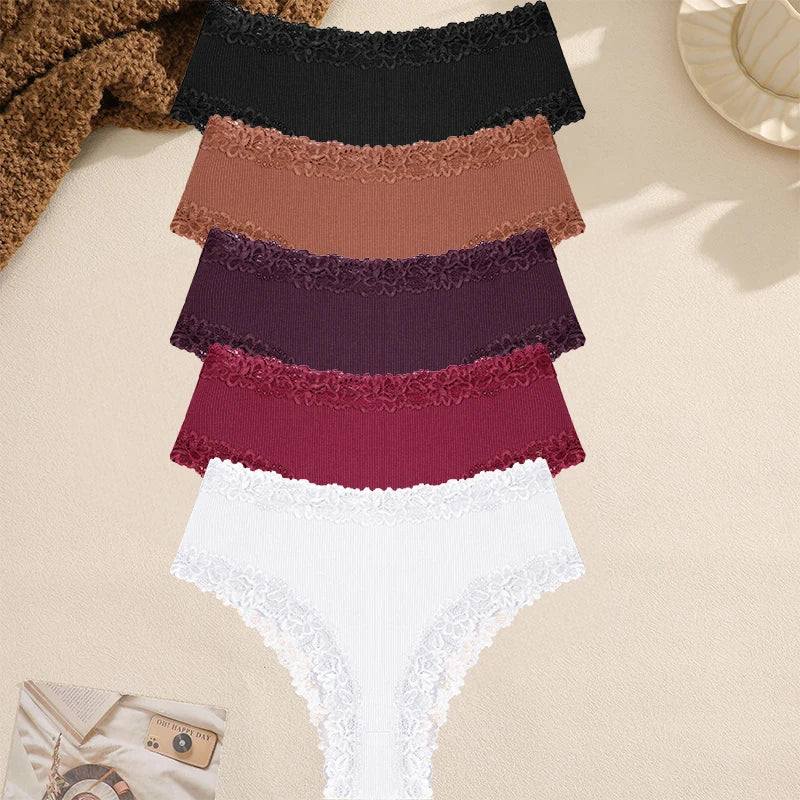 A Pack Of 5 Women Cotton Lace Panties.