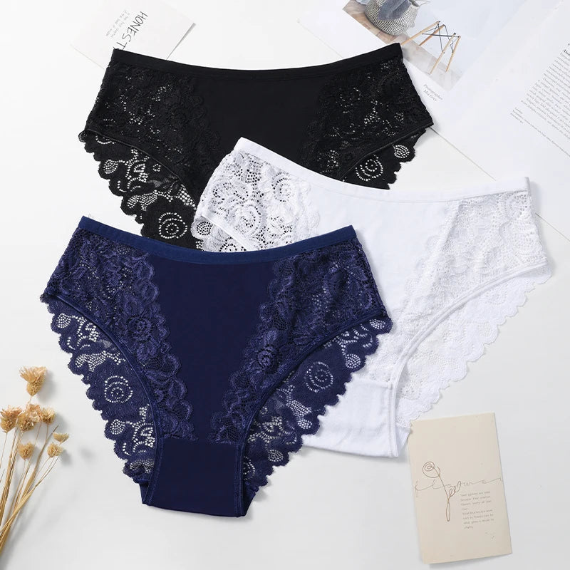 Women's 3PCS Elegant Lace Cotton Panties.